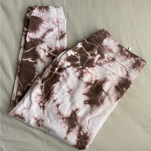 Lululemon Warm Down Jogger, Size 12 - Picture 5 of 10